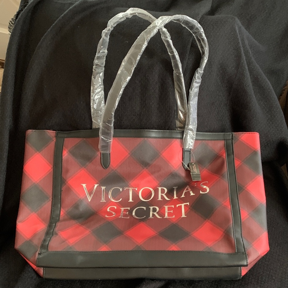 Victoria’s Secret black & red plaid pap”Weekender” tote
